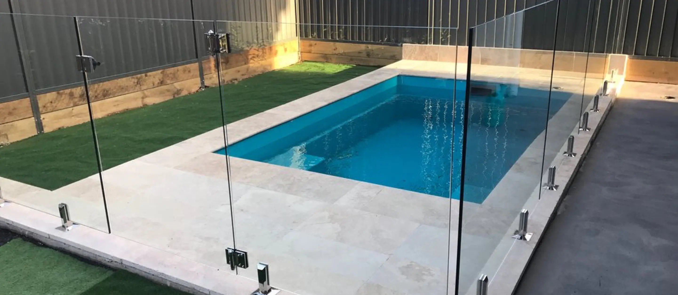 Slider_Slider_Royal Slimline 4_Above-Ground