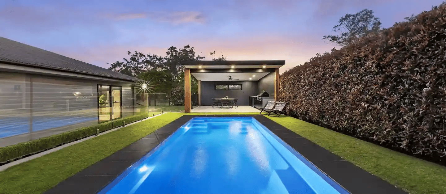 6m Slimline Crystal Sapphire fibreglass pool