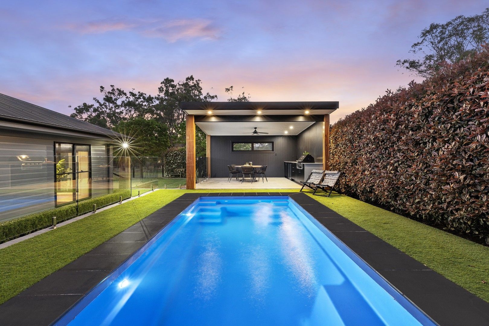 6m-Slimline fibreglass pool_Crystal-Sapphire