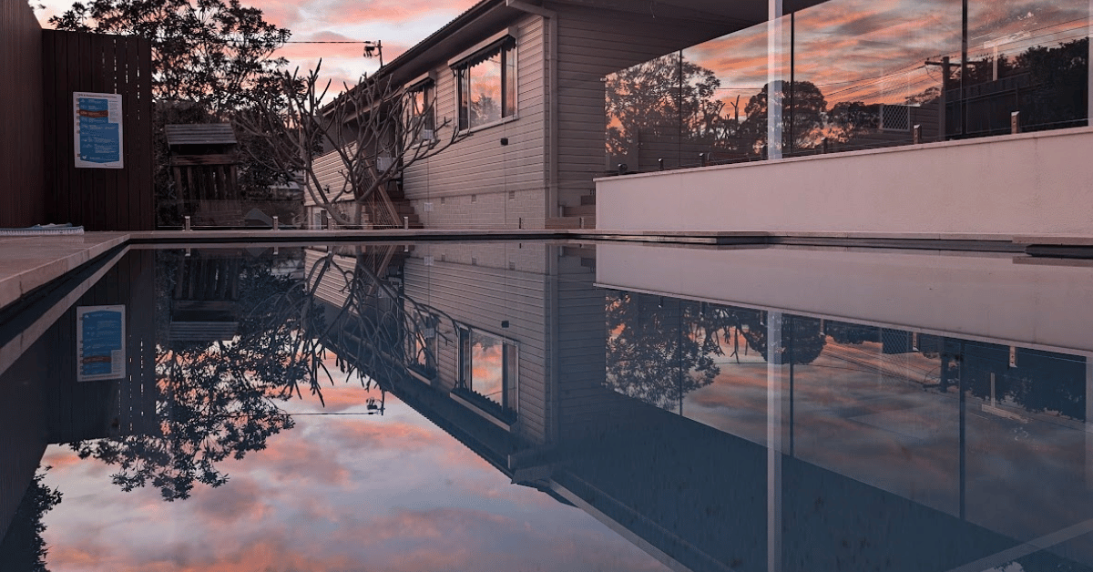 solar pool cover on fibreglass pool