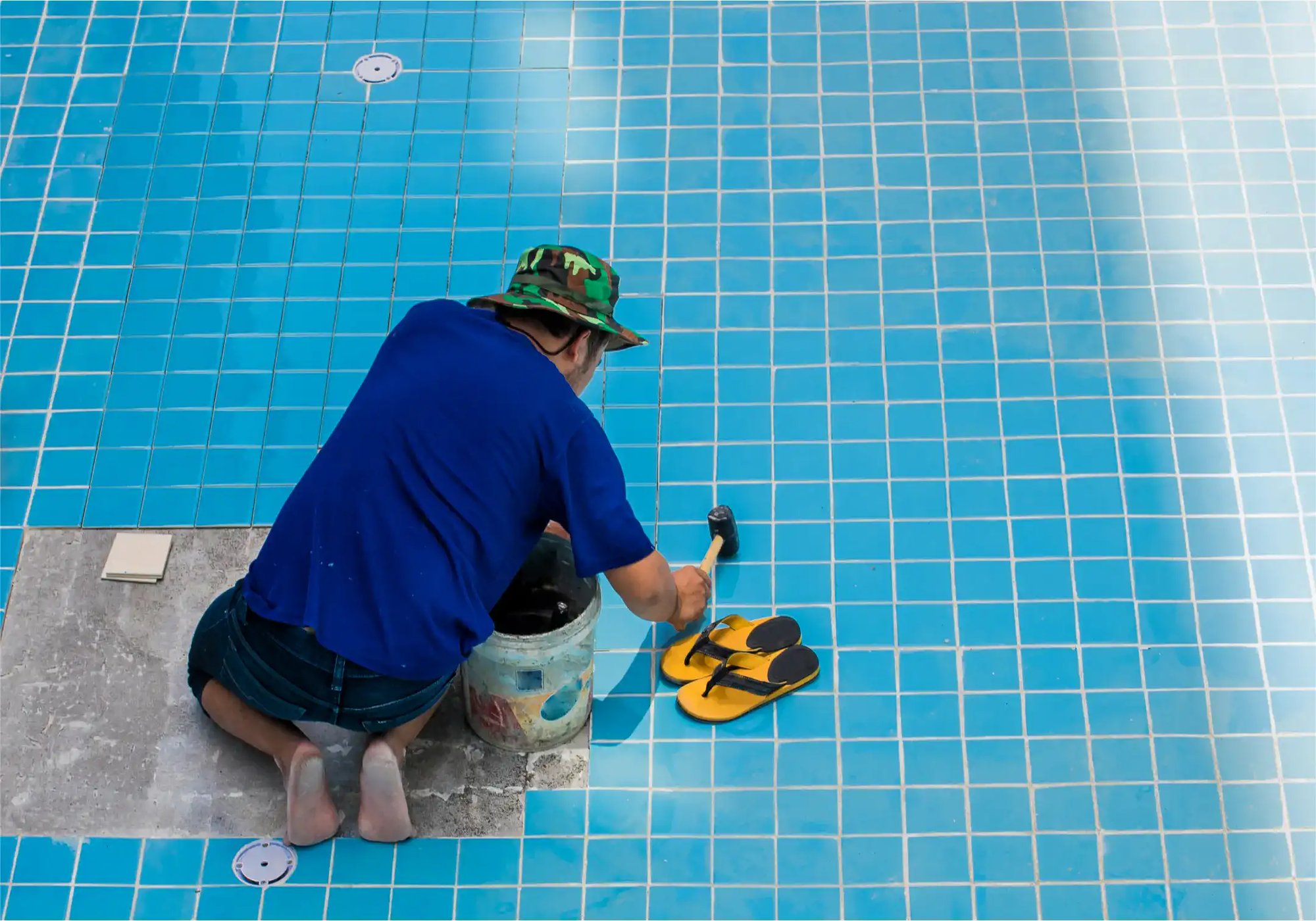 Installing an affordable DIY Fibreglass Pool.