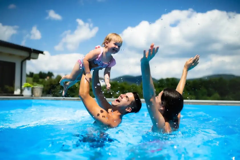 Saltwater, Mineral or Freshwater Pool - Which Should I Choose?